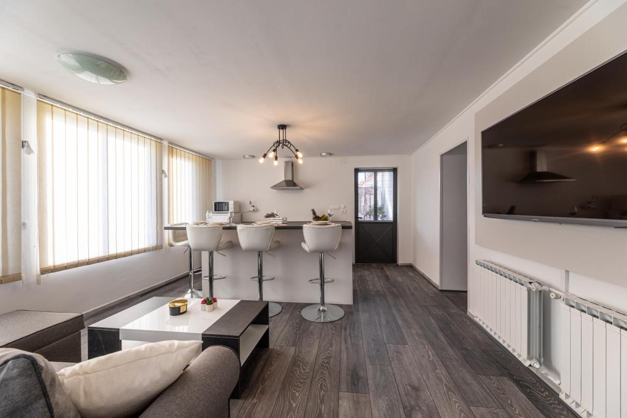 Apartment Josip Brusic Gabonjin ภายนอก รูปภาพ